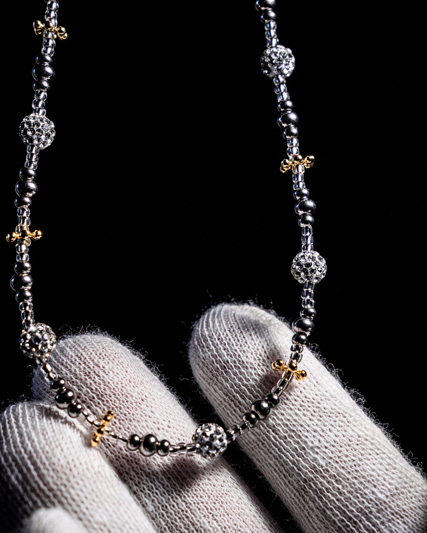 V charm necklace