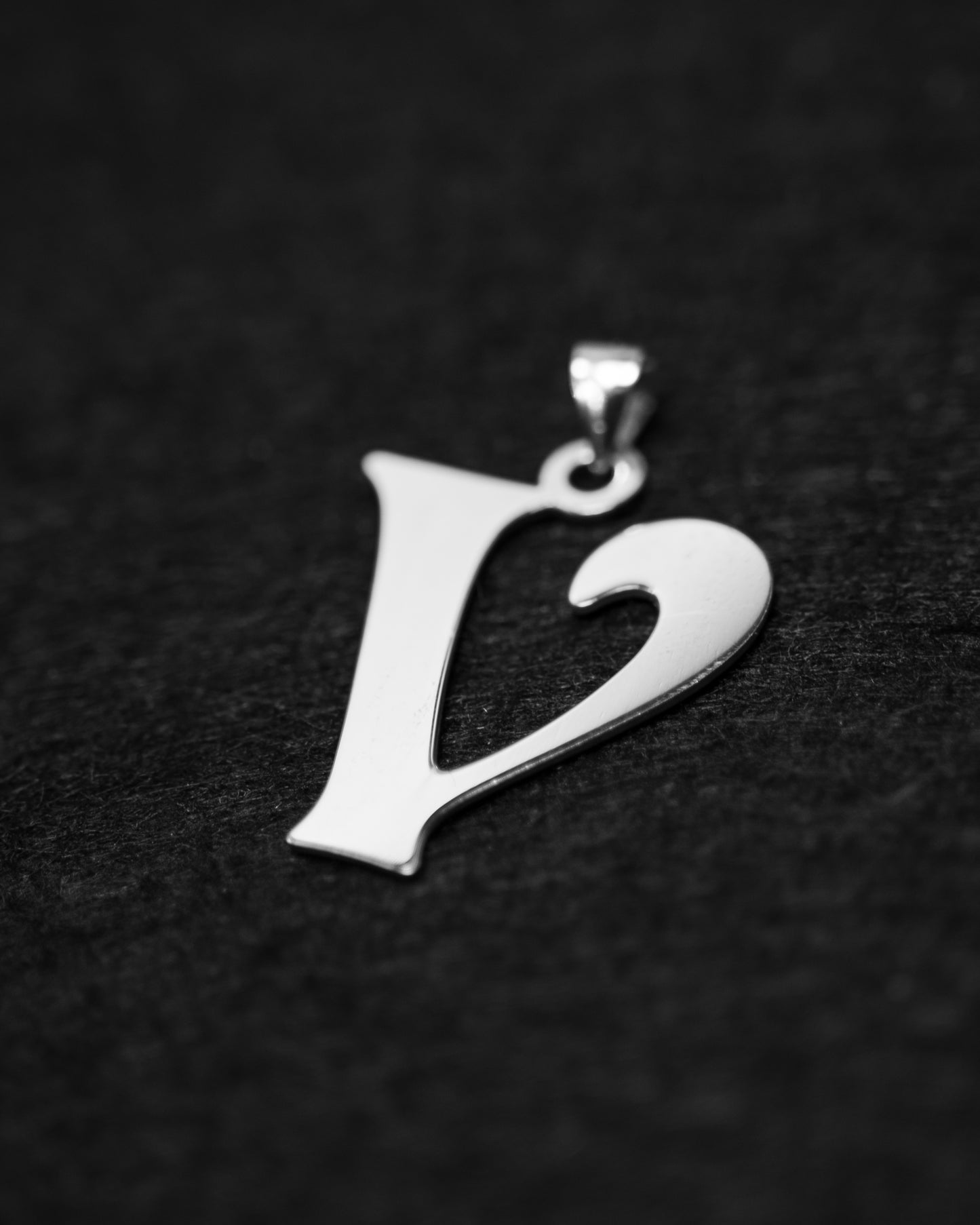 V charm necklace