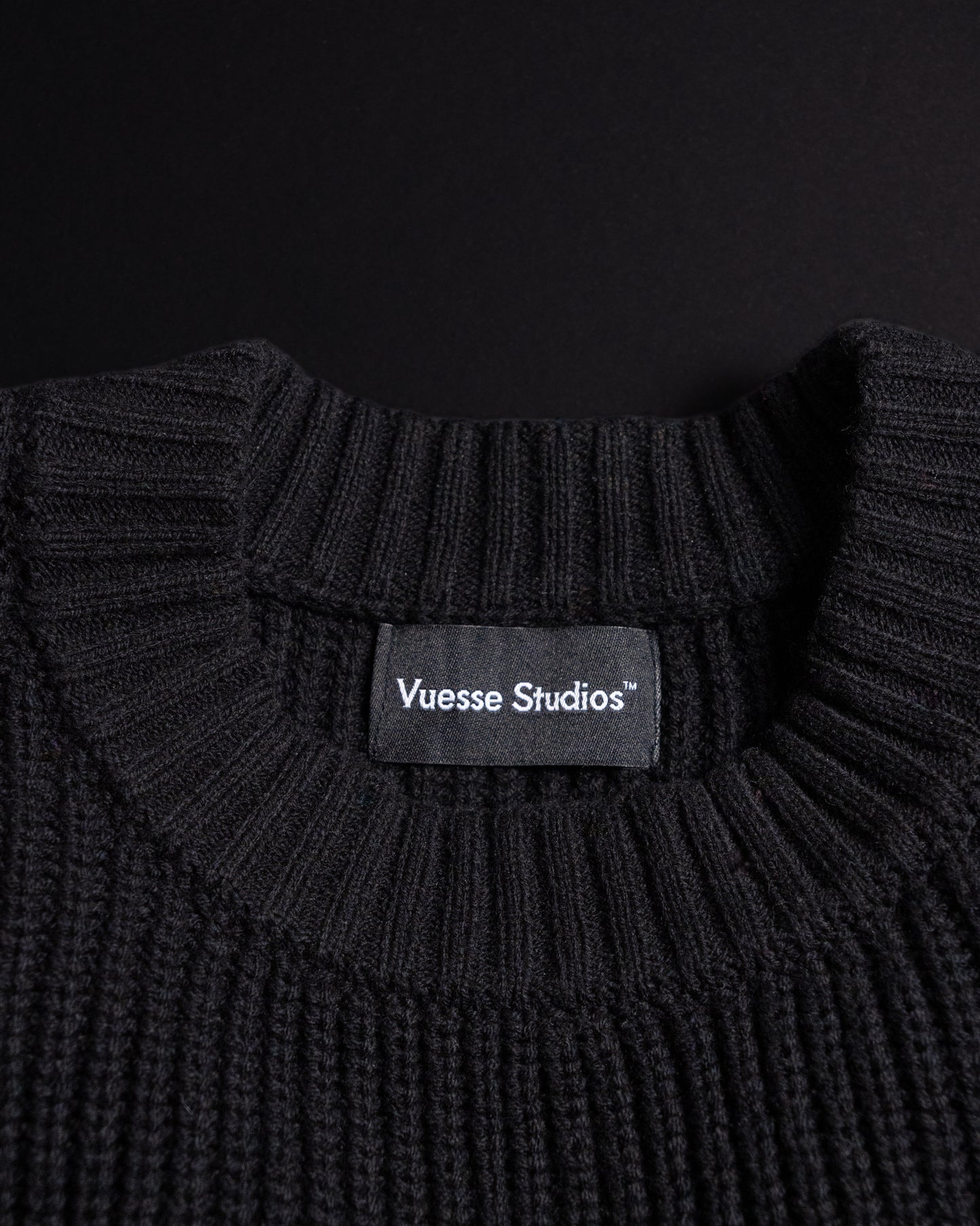 Kuro Knitted Sweater